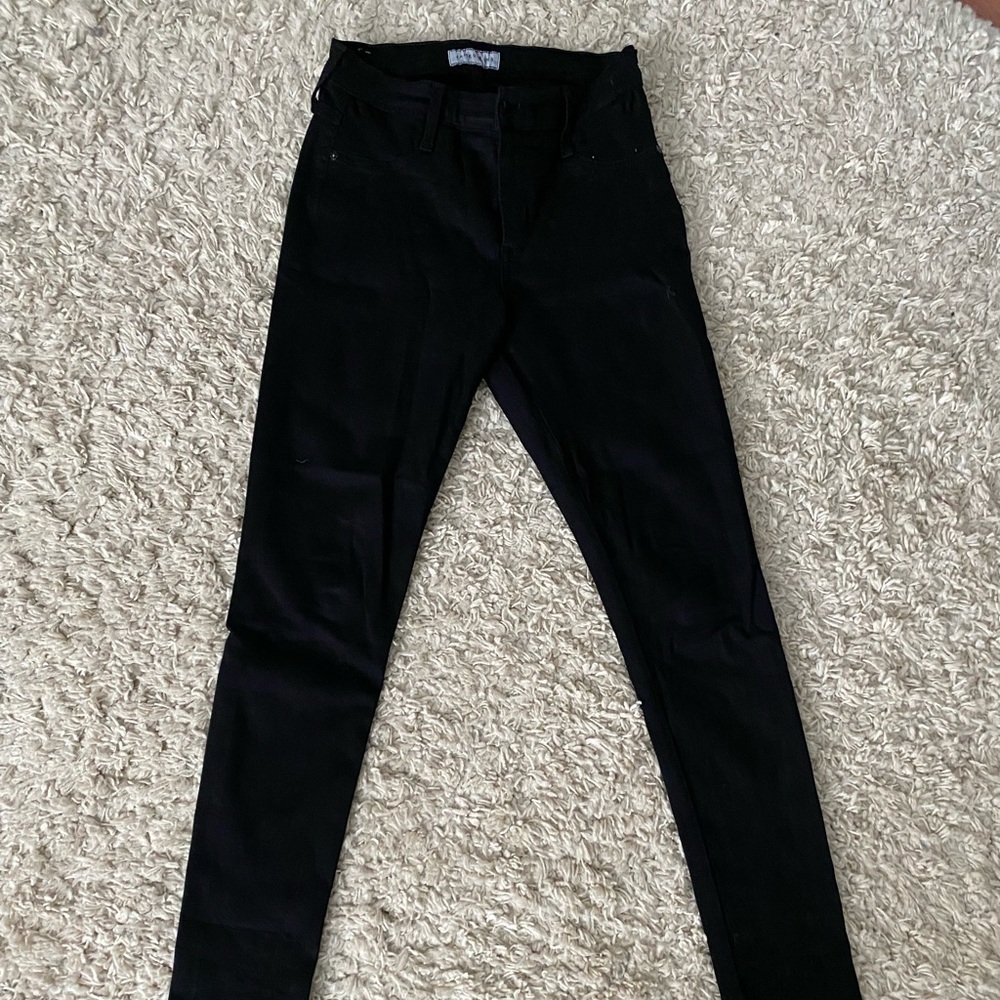 Like new size 30 James jeans.  Skinny with lots of stretch.  Worn once